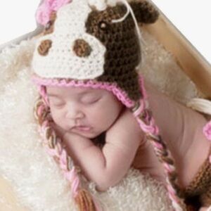 Cute newborn baby horse prop for pics , crotchet outfit. Bonnet & diaper cover.